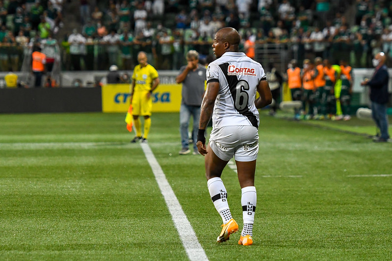 Trio deve puxar fila de saídas da Ponte Preta, que inicia reformulação para Série B