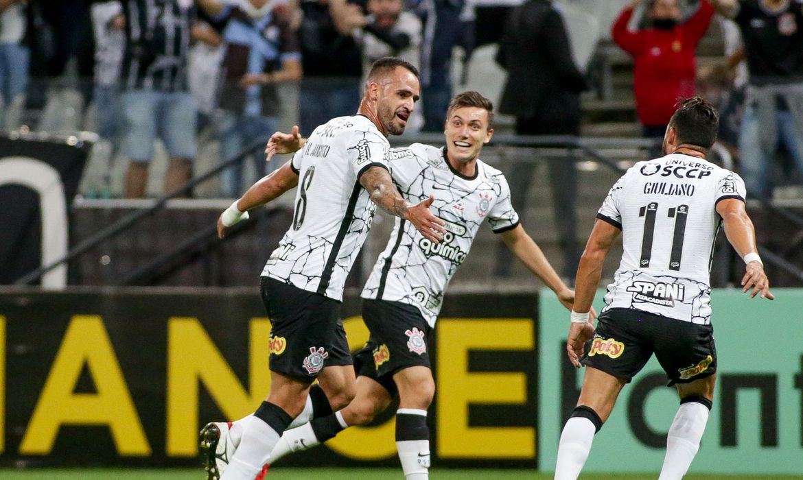 Ponte Preta sofre goleada histórica do Corinthians e vive situação dramática no Paulistão