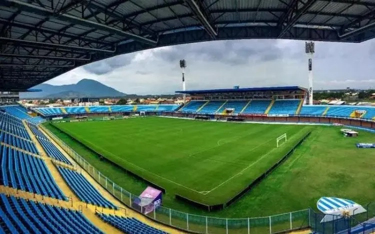 CBF define local do jogo entre Brusque e Guarani na estreia da Série B