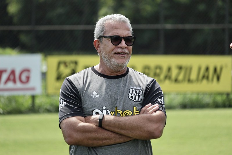 ‘É a vitória que buscávamos há muito tempo’, comemora Hélio dos Anjos