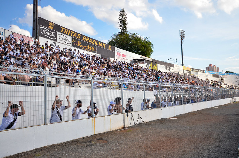 Ponte Preta inicia venda de ingressos para duelo contra o Brusque