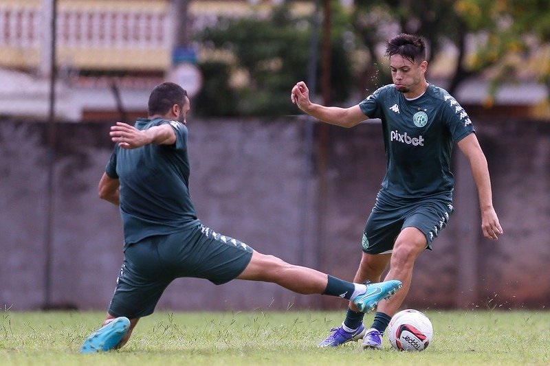 Guarani oficializa chegada de Leandro Vilela e empresta Rafa Costa para o Sampaio Corrêa