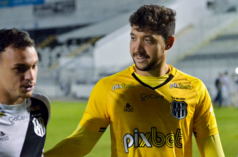 Infelicidade no segundo gol e pedido de atenção: a visão dos jogadores da Ponte Preta sobre a derrota para o Bahia