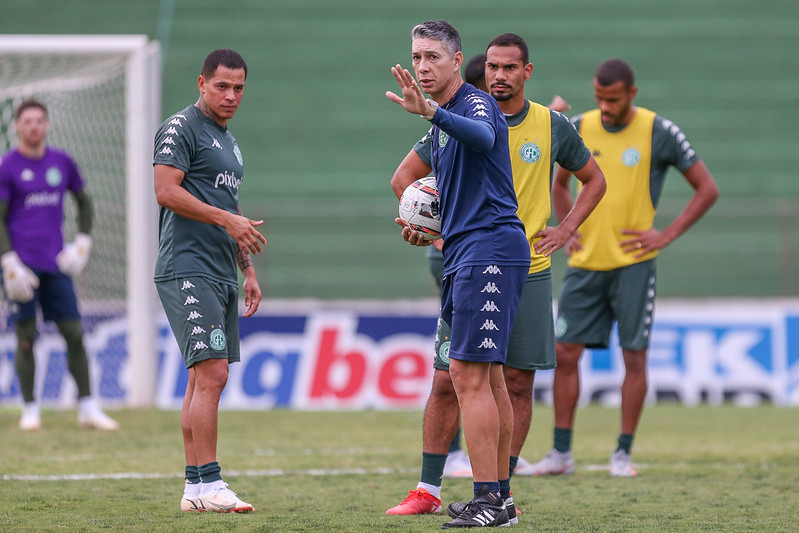 Depois do dérbi? Ben-Hur Moreira, Matheus Costa e a definição do novo comandante do Guarani