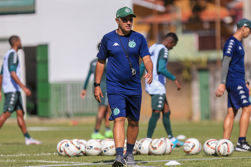 Marcelo Chamusca prepara mudanças no time titular do Guarani para enfrentar o Novorizontino