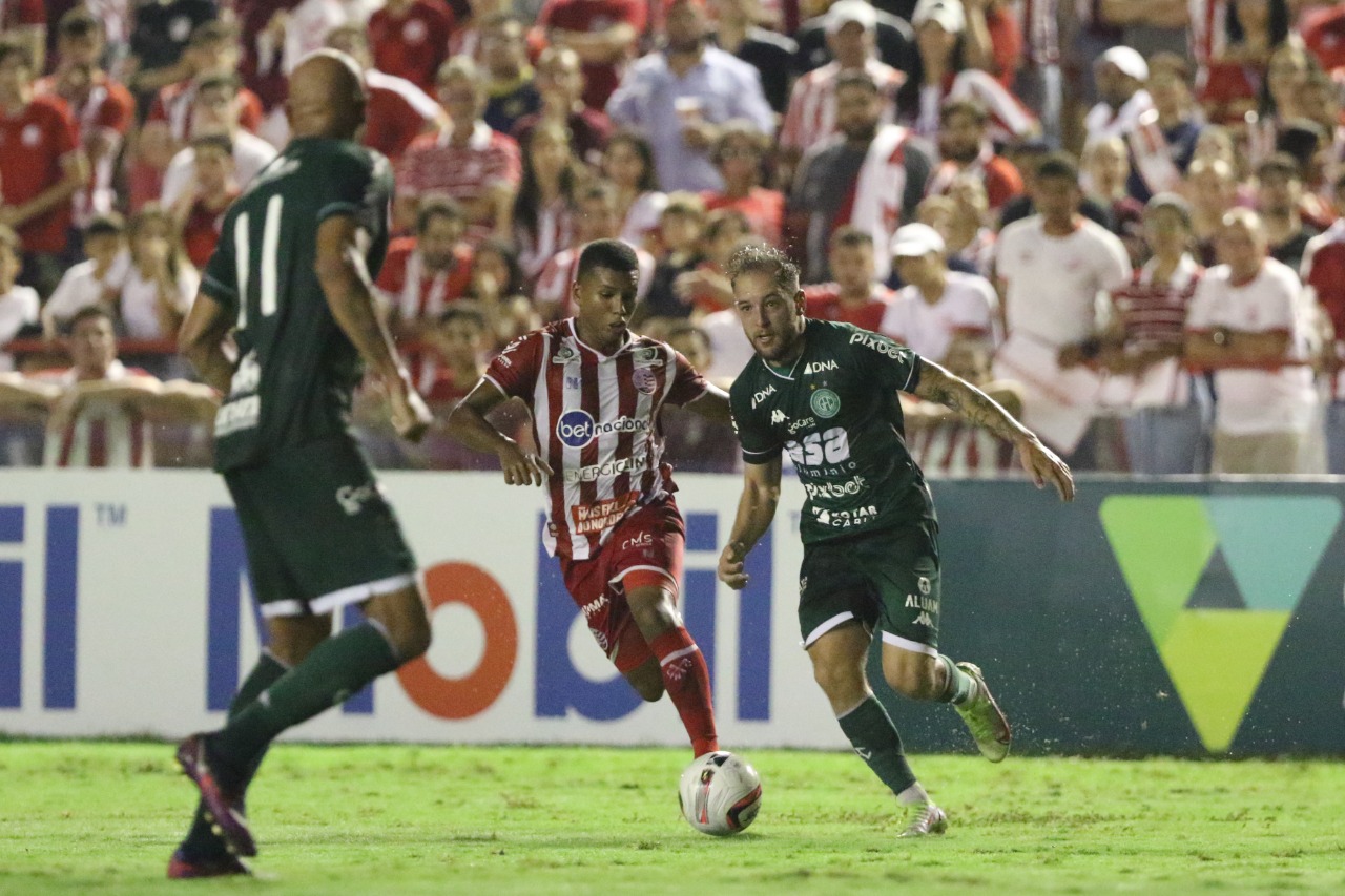 Guarani sofre gol nos acréscimos e fica no empate contra o Náutico