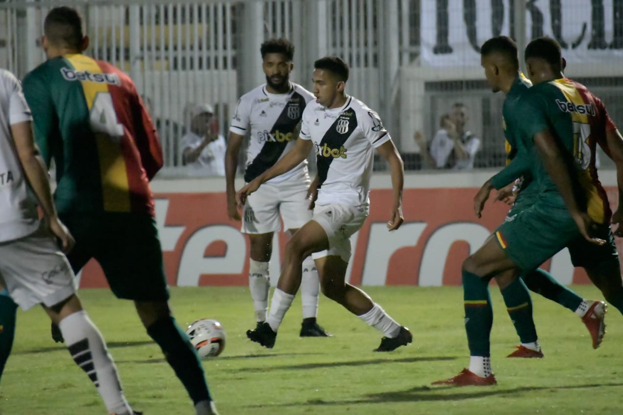 Ponte Preta fica no empate contra o Sampaio e chega ao terceiro jogo seguido sem vencer