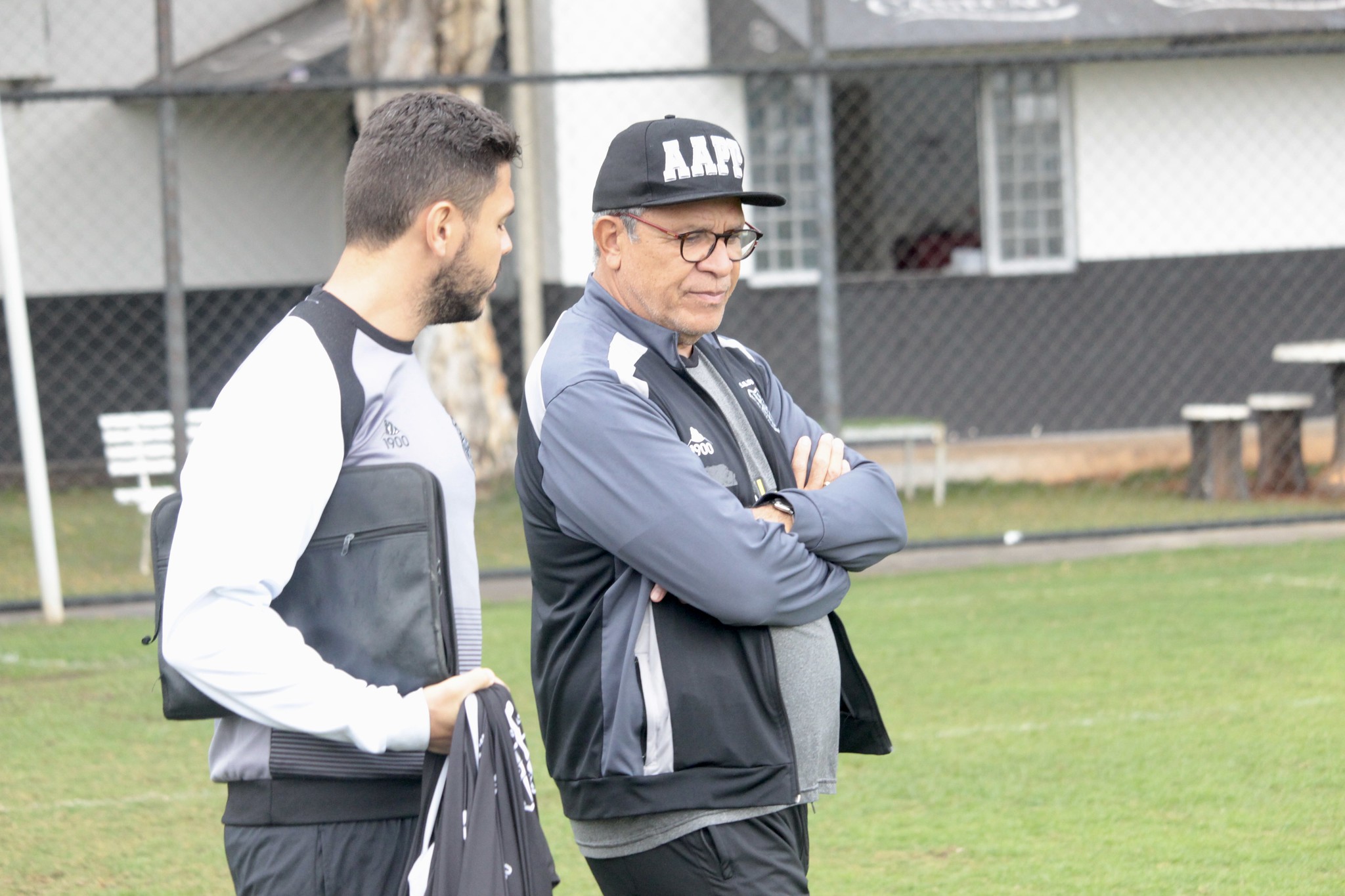 Danilo Gomes aumenta lista de desfalques da Ponte Preta contra o Cruzeiro