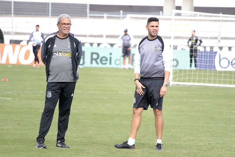 Com técnico suspenso, Guilherme Anjos será o comandante da Ponte Preta contra o Cruzeiro