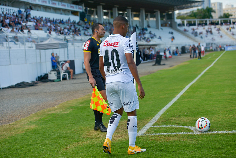 Ponte Preta: diretoria avança em acordo por permanência de Ramon Carvalho