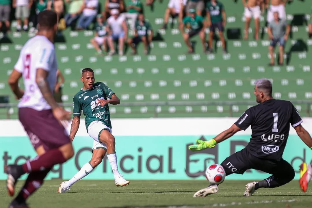 Após receber proposta de Portugal, Ronald deixa o Guarani