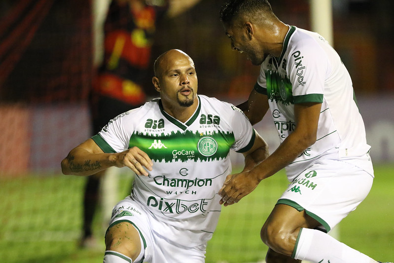 Nicolas Careca desabafa contra arbitragem e situação do Guarani na Série B: ‘Não merece essa posição’