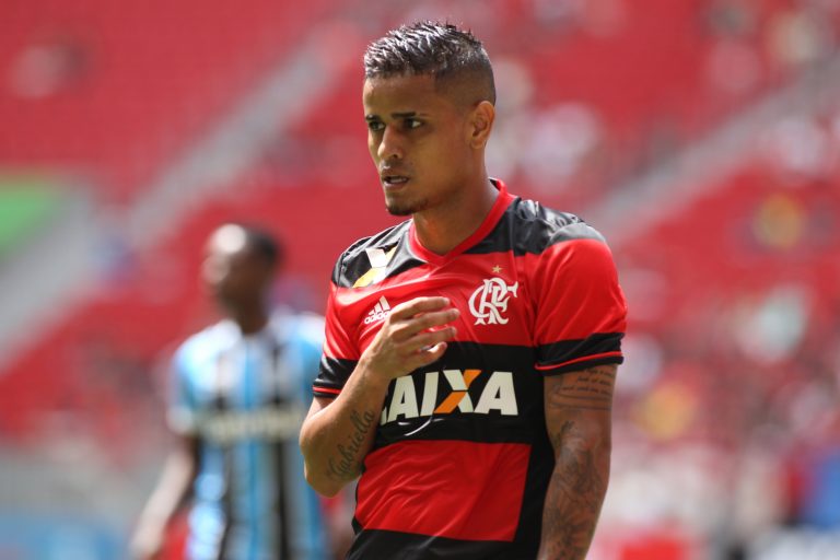 Eberlin quer atacante para fechar pacotão da Ponte Preta e mira Everton, ex-Flamengo