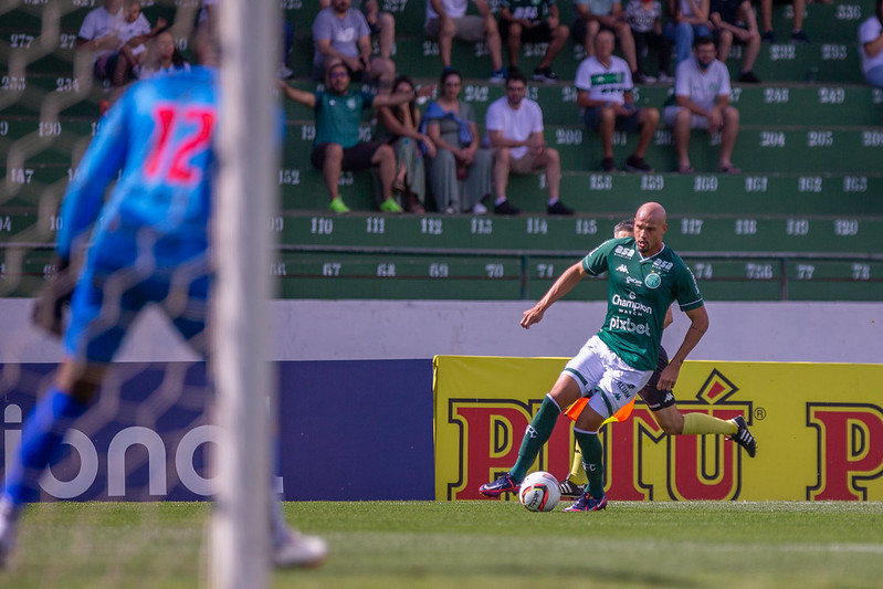 Com futuro de Yuri indefinido, Guarani discute permanência de Nicolas Careca com o CRB