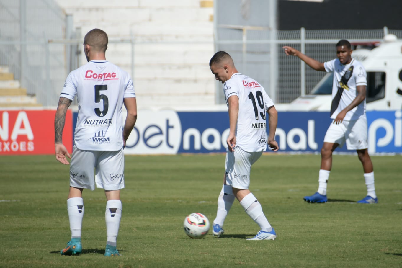 Ponte Preta conta com volta de Fábio Sanches, mas perde volante para enfrentar o CSA