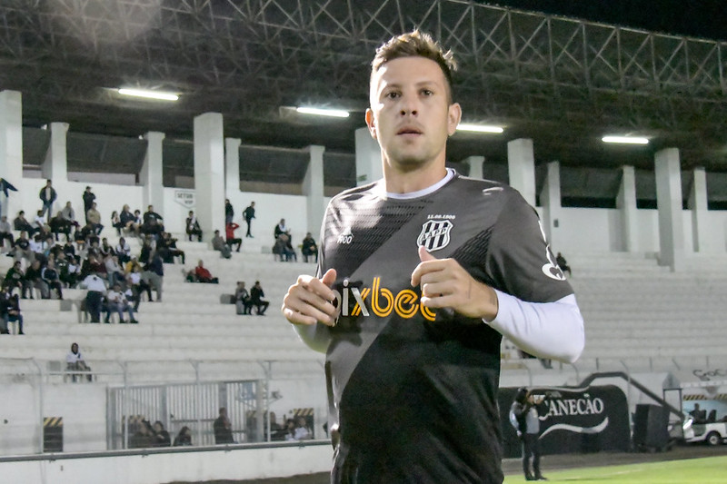 Guilherme Souza e Thiago Oliveira são opções na Ponte Preta se Fábio Sanches for vetado pelo DM