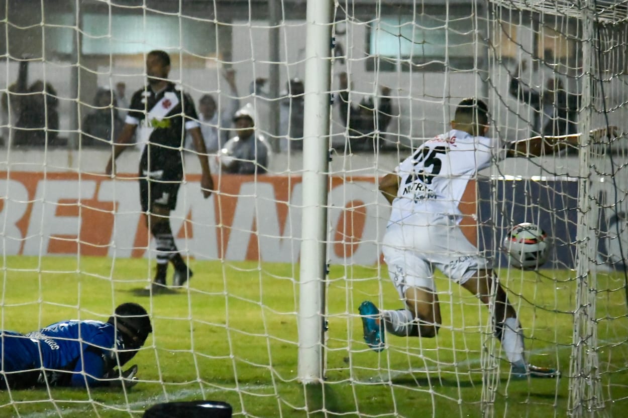 Ponte Preta 3×1 Vasco da Gama: ataque decide no segundo tempo e garante vitória