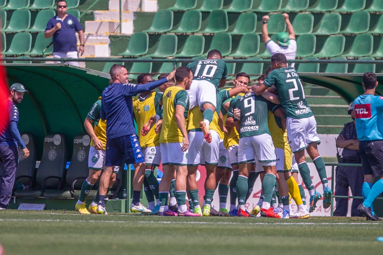 Vitória da Chape confirma o Guarani fora do Z-4 após 23 rodadas e quatro meses