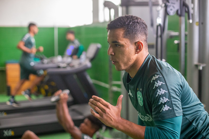 Yuri comemora primeiro gol no Guarani e vê evolução da equipe: ‘Estamos melhorando’