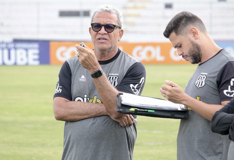 Ponte Preta inicia pré-temporada nesta segunda-feira e prepara anúncio dos reforços