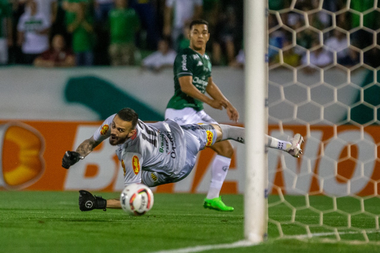 Guarani espera definir o futuro de Yuri Tanque na próxima semana