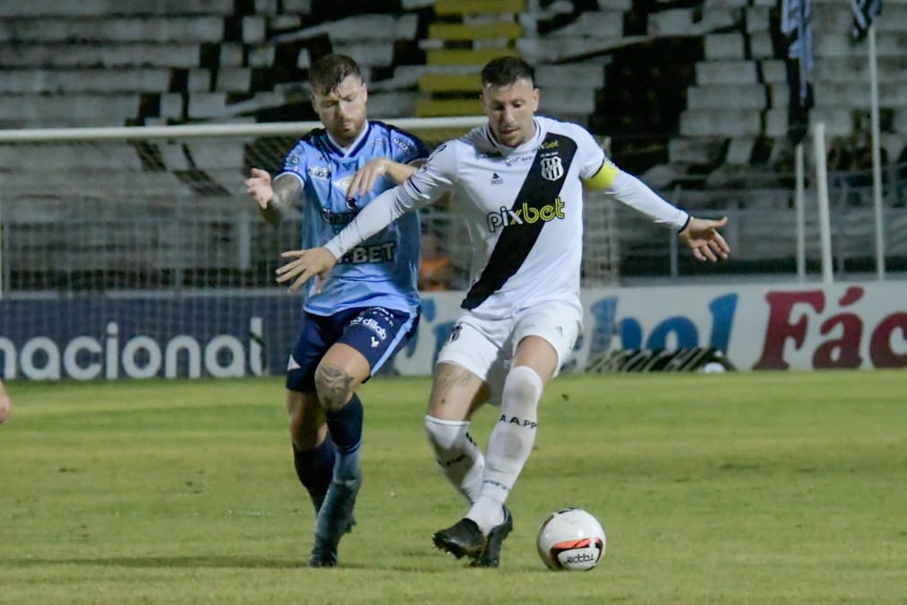 Ponte Preta 0x2 CSA: atuação apagada em derrota no Moisés Lucarelli