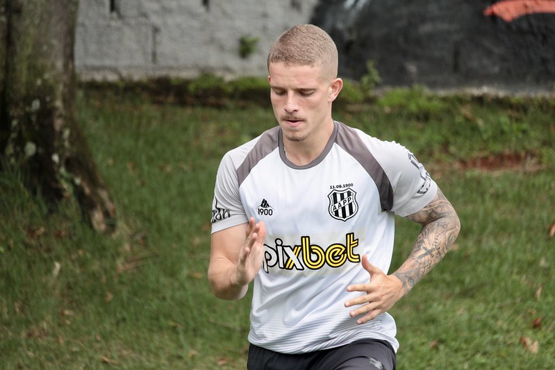 Após completar 70 jogos pela Ponte, Léo Naldi foca em recuperação na Série B: ‘Temos um jogo difícil’