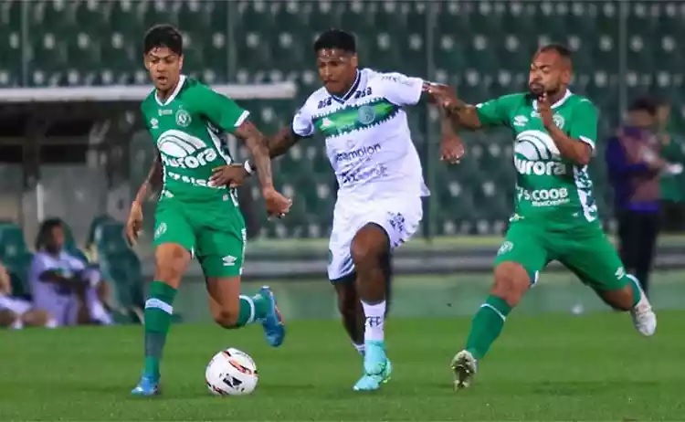 Chapecoense pede para que jogo contra o Guarani seja alterado e CBF estuda antecipação