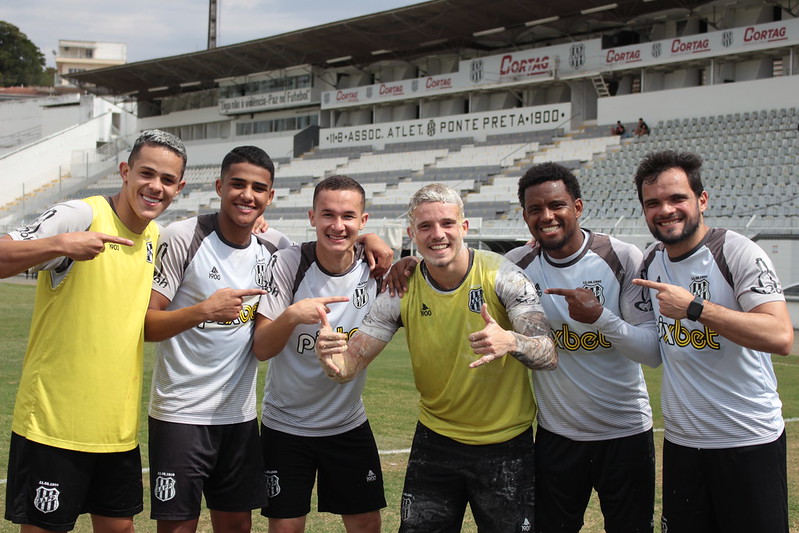 Ponte Preta se respalda nos  contratos para não perder trio titular do meio-campo