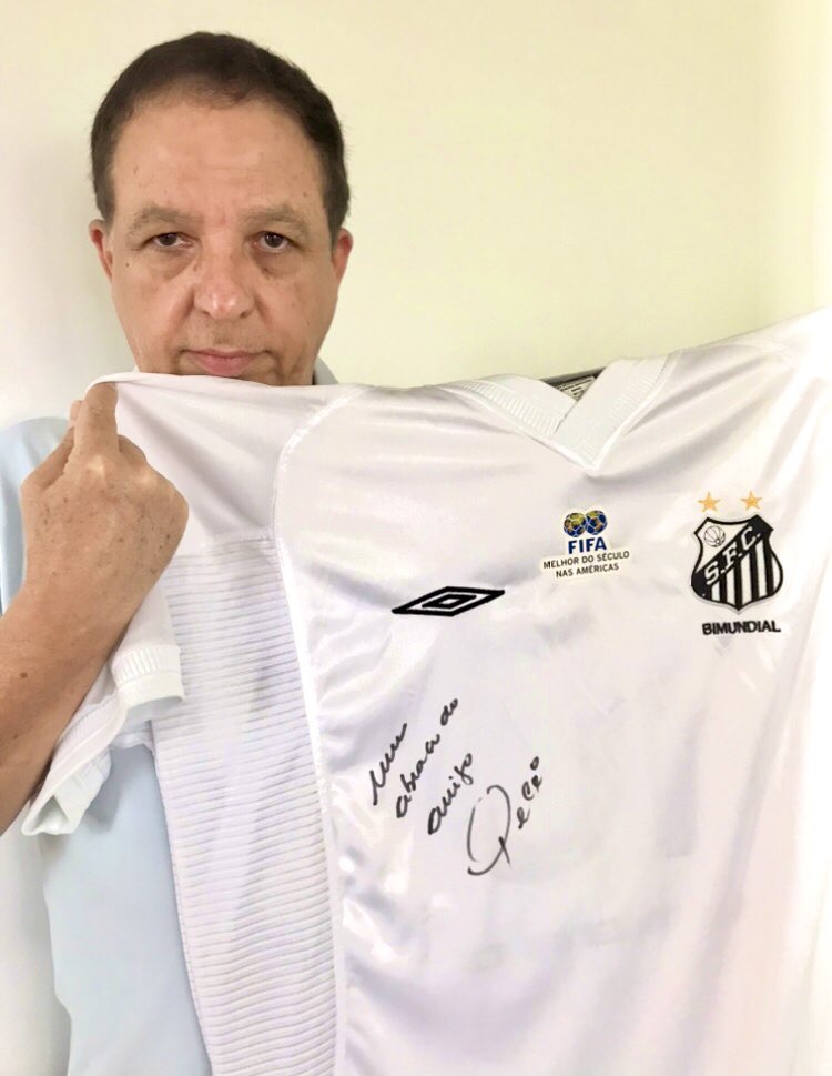 Uma homenagem de Carlos Batista ao Rei Pelé, eterno em nossos corações