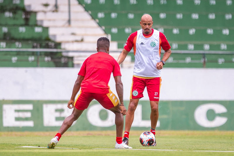 Novo contrato aparece no BID e oficializa permanência de Nicolas Careca