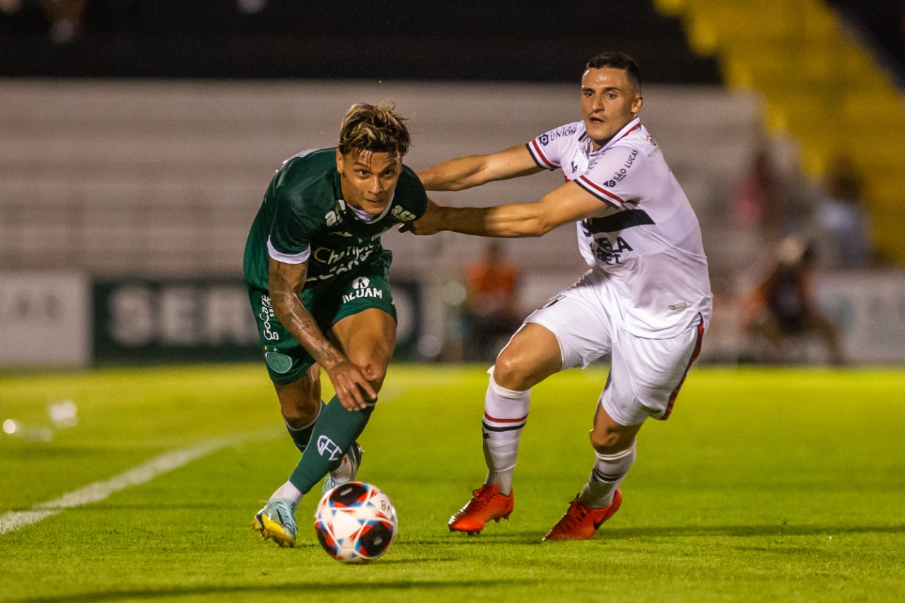 Botafogo 3×2 Guarani: jogo movimentado, mas com nova derrota no Paulistão