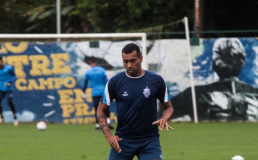 Em busca de novo camisa 9, Ponte Preta tem Elton, do CSA, na mira