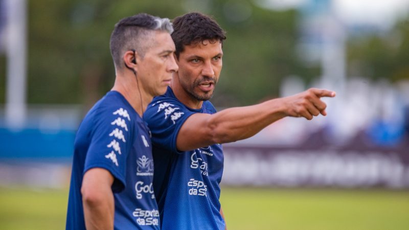 Guarani: Moisés Moura exalta resposta dos jogadores e evita falar do futuro