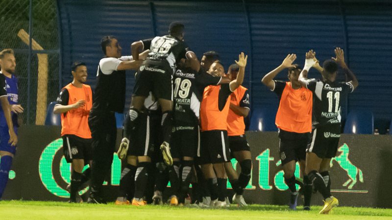 Fluminense-PI 0x4 Ponte Preta: Macaca domina o jogo e avança na Copa do Brasil