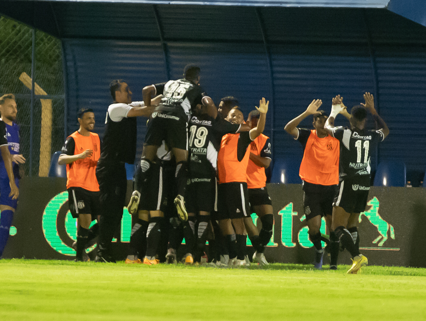 Fluminense-PI 0x4 Ponte Preta: Macaca domina o jogo e avança na Copa do Brasil