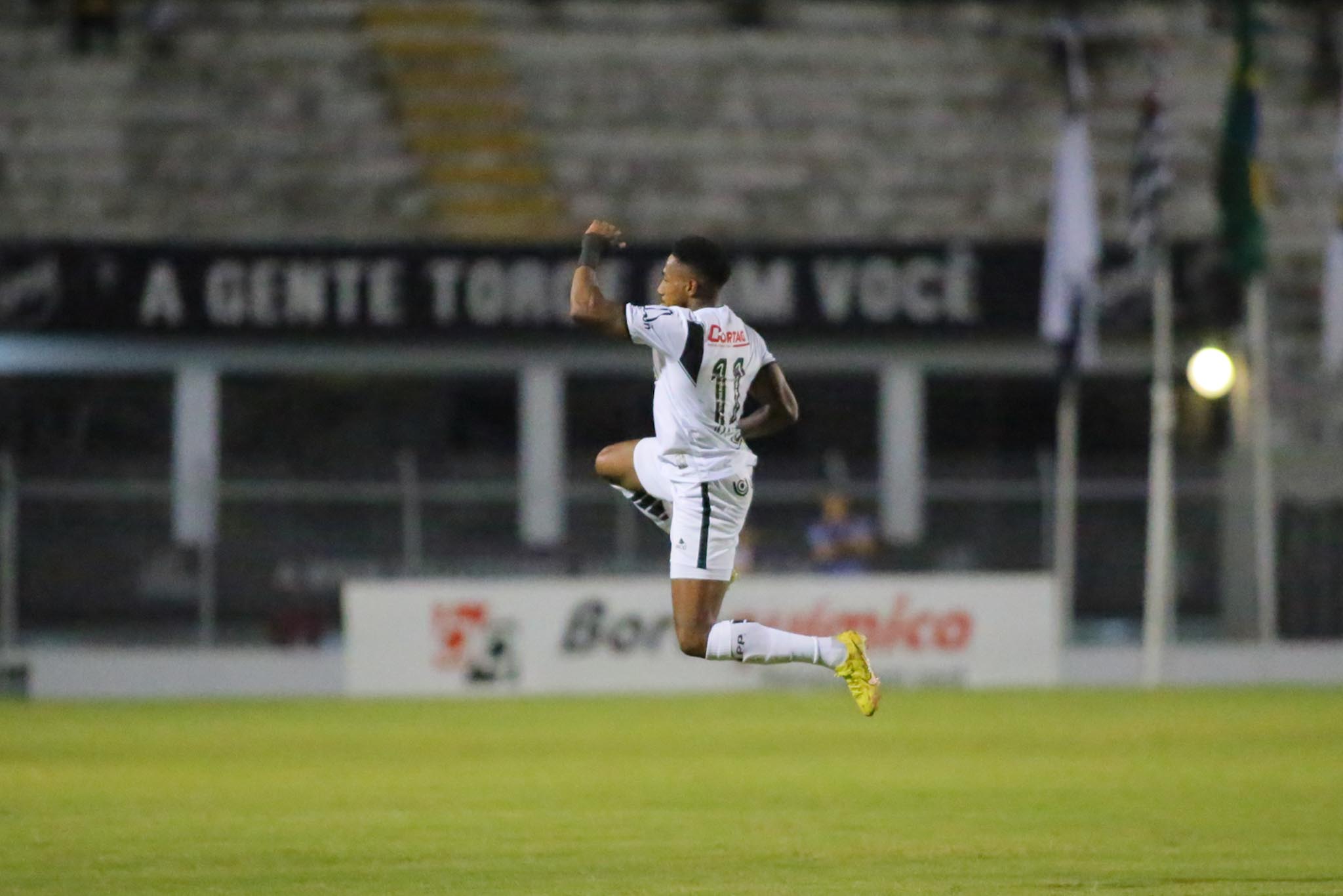 Ponte Preta: diretoria tenta permanência de Pablo Dyego e avalia nomes para o ataque