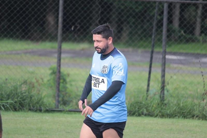 Ponte Preta: Jean Carlos e Fábio Sanches preocupam, mas comissão técnica espera por volta de quatro titulares