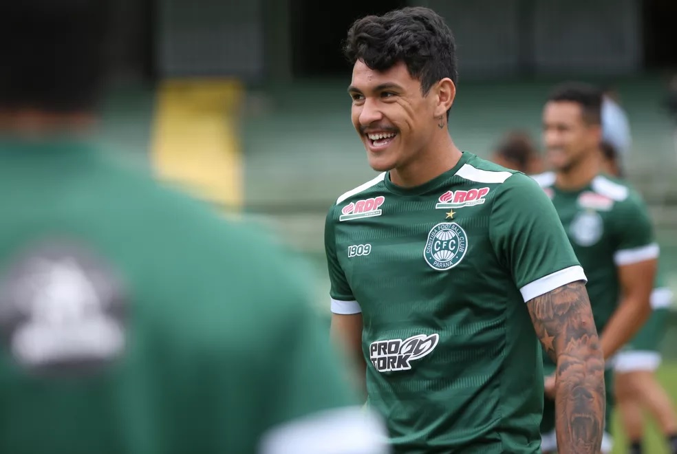 Guarani: ex-Coritiba se aproxima de acordo para a Série B