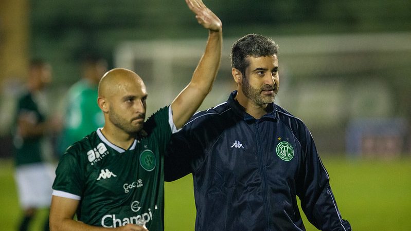 Guarani: Régis vibra com estreia “perfeita” e enaltece companheiros após goleada contra o Avaí