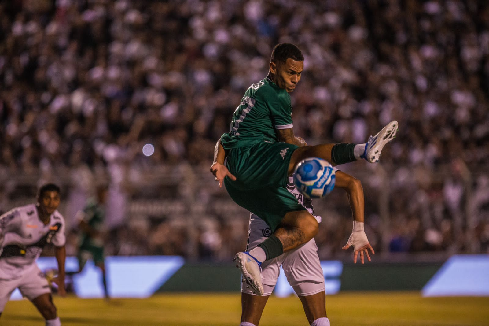 Dérbi 205: Ponte abre o placar, mas Guarani busca empate