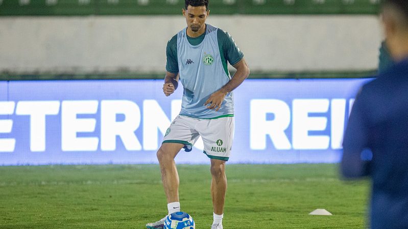 Guarani: Louzer perde Alan Santos, mas tem reforços para enfrentar o Criciúma