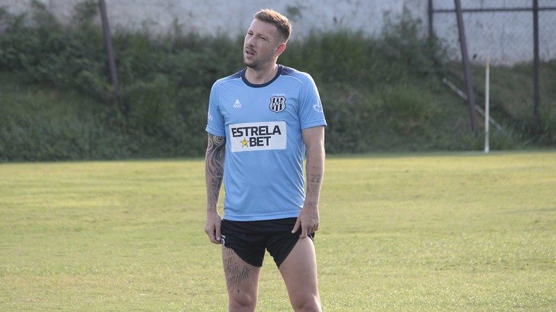 Ponte Preta: Felipe Moreira tem desfalque certo para a próxima rodada