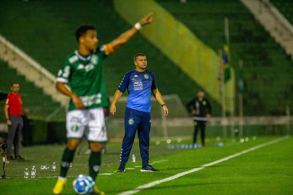 Guarani: Louzer iguala maior sequência sem vitórias na Série B