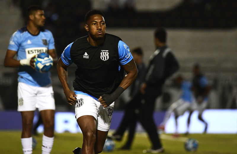 Ponte Preta: Pablo Dyego inicia tratamento no joelho, mas não deve enfrentar o Atlético