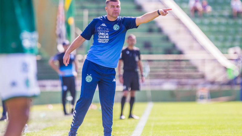 Guarani: Louzer vê resultado acima do desempenho após vitória contra o Londrina