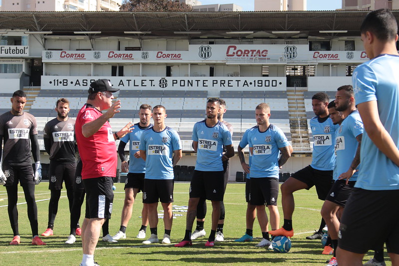 Ponte Preta: elenco abre semana de preparação enquanto espera definição sobre Pintado