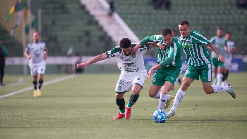 Guarani 0x1 Juventude: falha da defesa estraga festa de 45 anos do título de 78