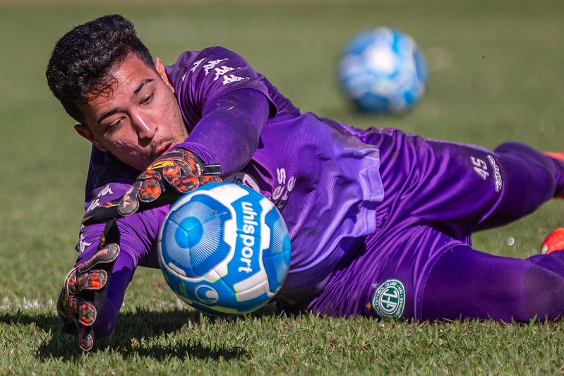 Guarani: diretoria renova contrato com mais duas promessas