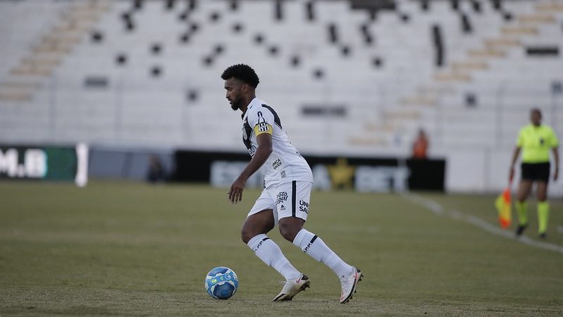 Ponte Preta: Artur vira desfalque por suspensão pela 3ª vez na Série B